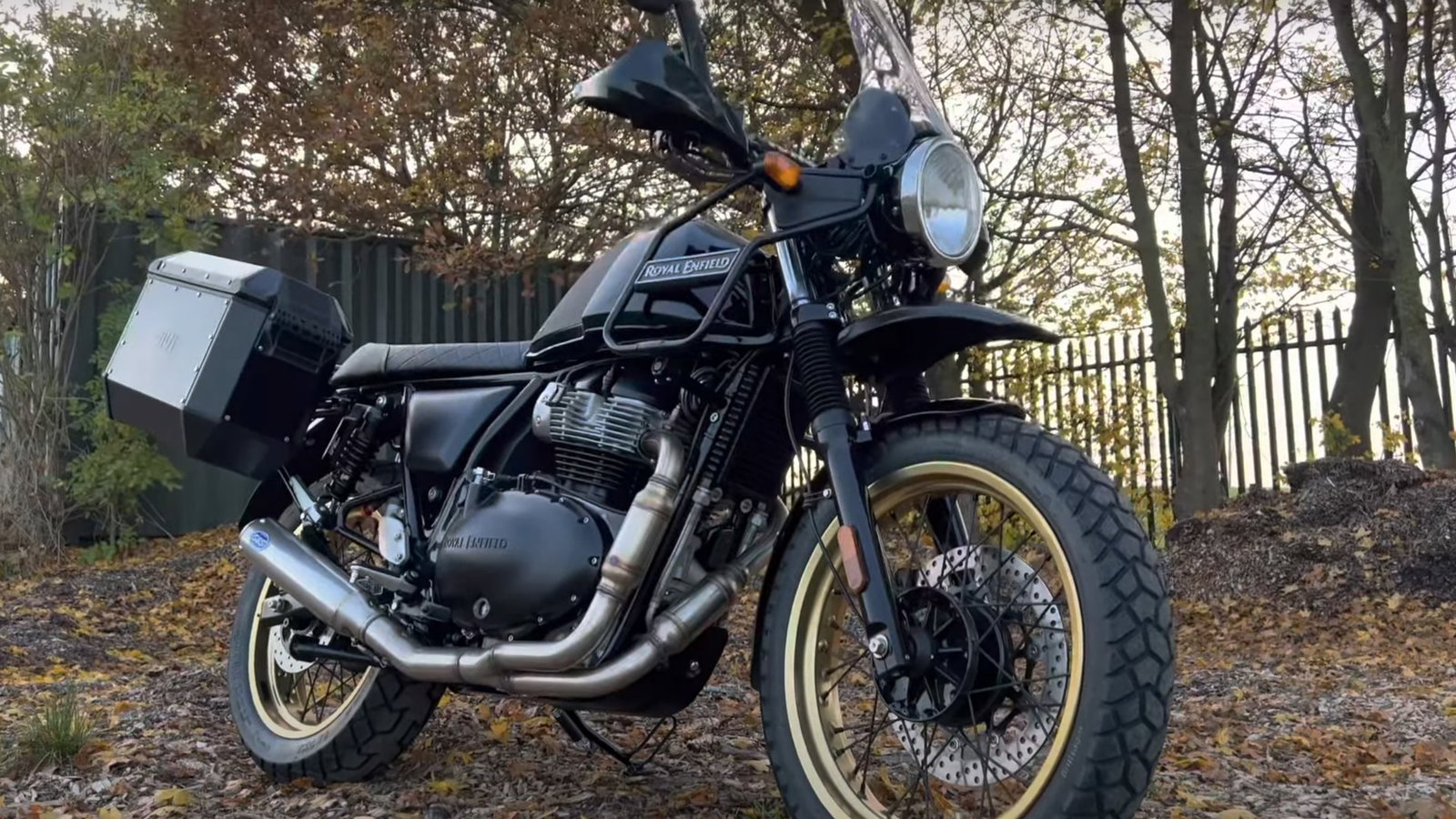 Royal Enfield Interlayan 650 built by Cooperb